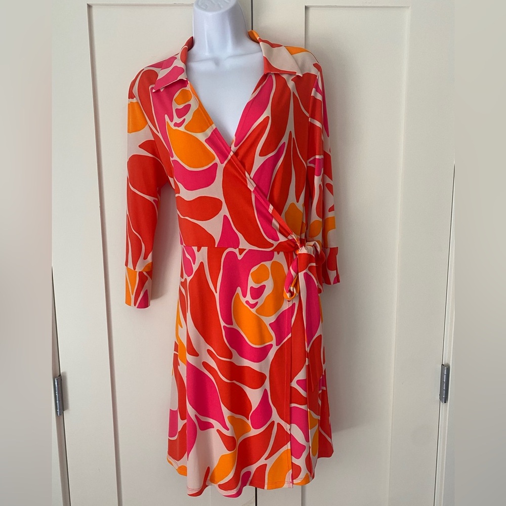 Retro print wrap dress